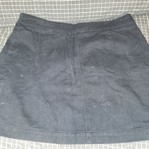 H&m womens black jean skirt with zipper - Picture 2 of 3